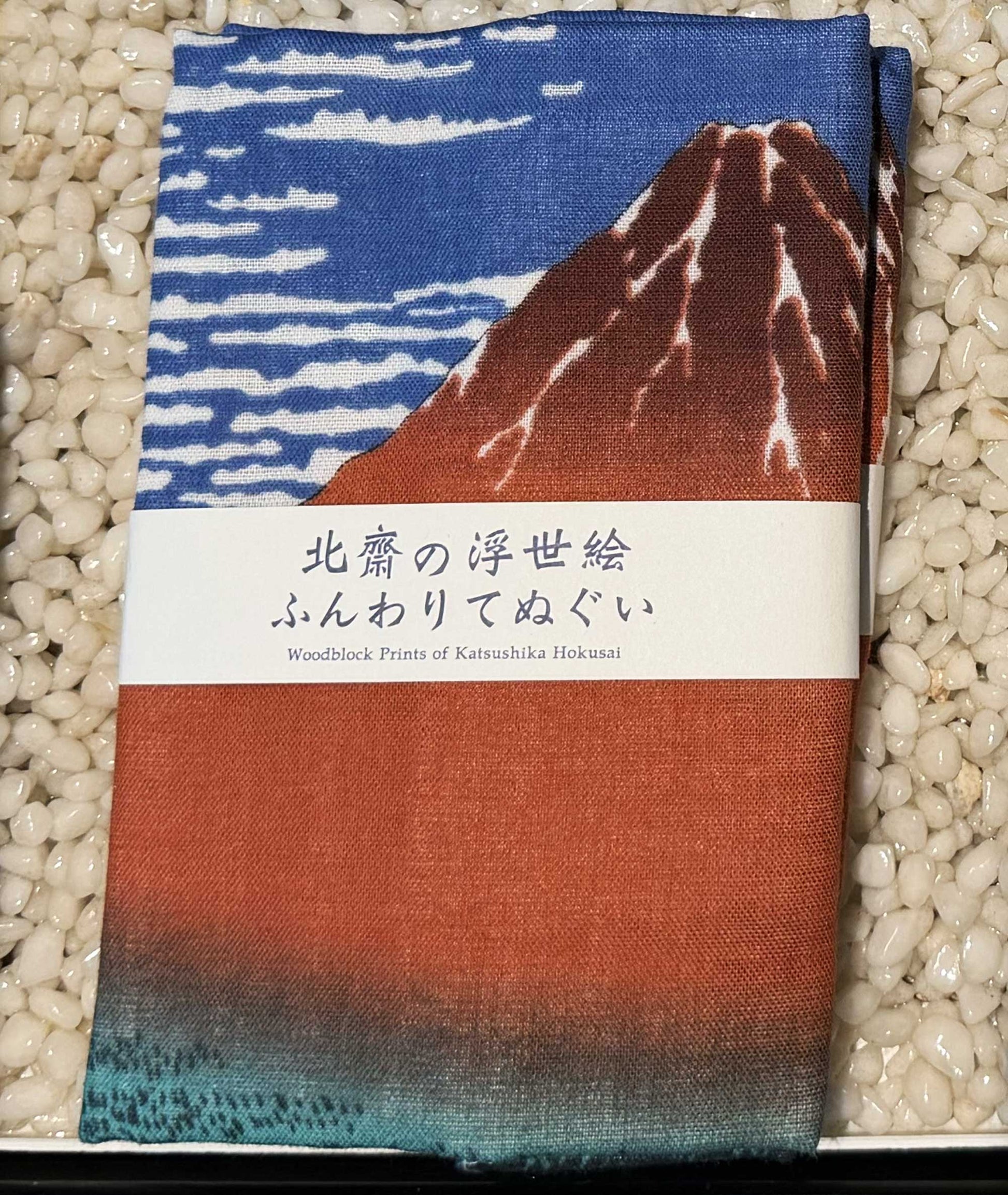 Double Gauze Hand Towel – Hokusai “Red Fuji / Fine Wind, Clear Morning” - Yamamotojin Shoten